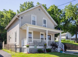 129 N Lincoln Ave, Aurora, IL 60505