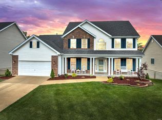 732 Hawk Run Dr, O'Fallon, MO 63368