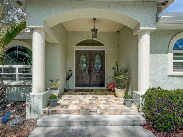 12171 Lillian Ave, Seminole, FL 33778