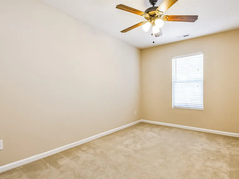 63 Brookhaven Dr — Photo 11