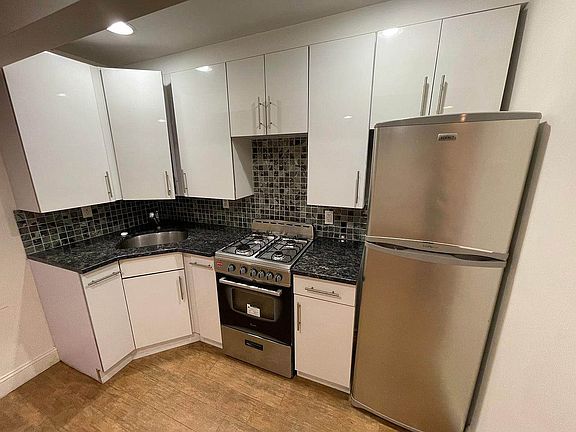 5th image of 110 W 129th St APT 1F