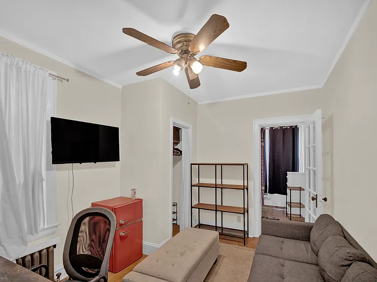 1103 Simpson St — Photo 12