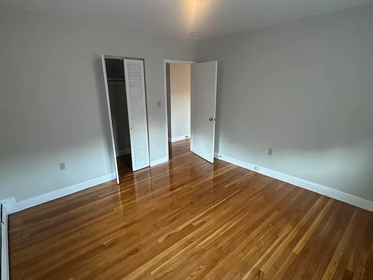 61 Selkirk Rd #11 — Photo 6