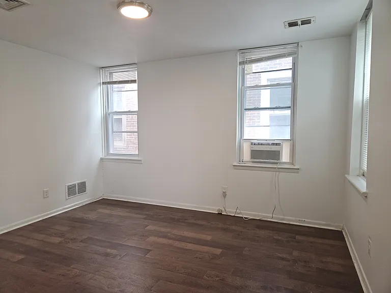 1332 Wagner Ave #C — Photo 11