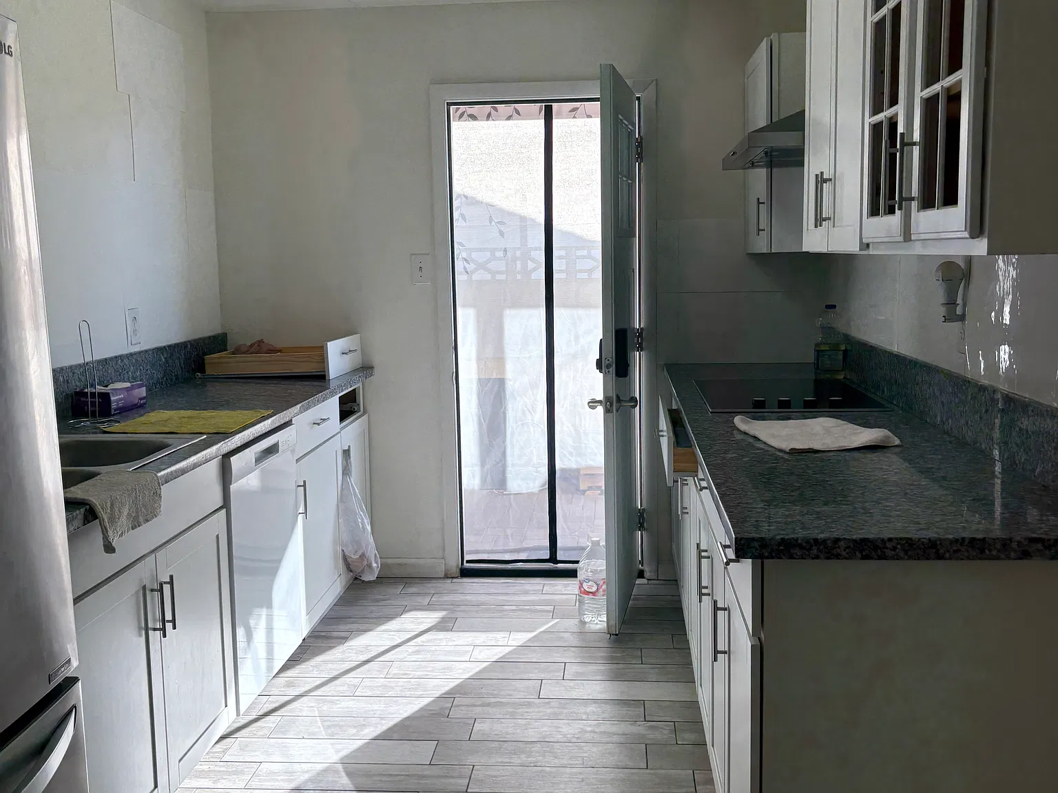 2 bed, 1200 sqft, $1,600 — Photo 4