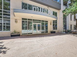 54 Rainey St APT 913, Austin, TX 78701