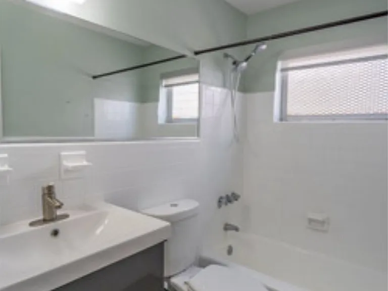 710 Meridian Ave #6 — Photo 8