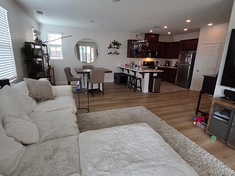 4548 Gray Lodge Loop — Photo 4