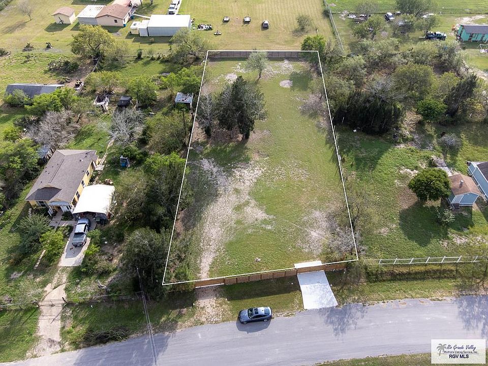 1st image of 24712 Katherine Dr