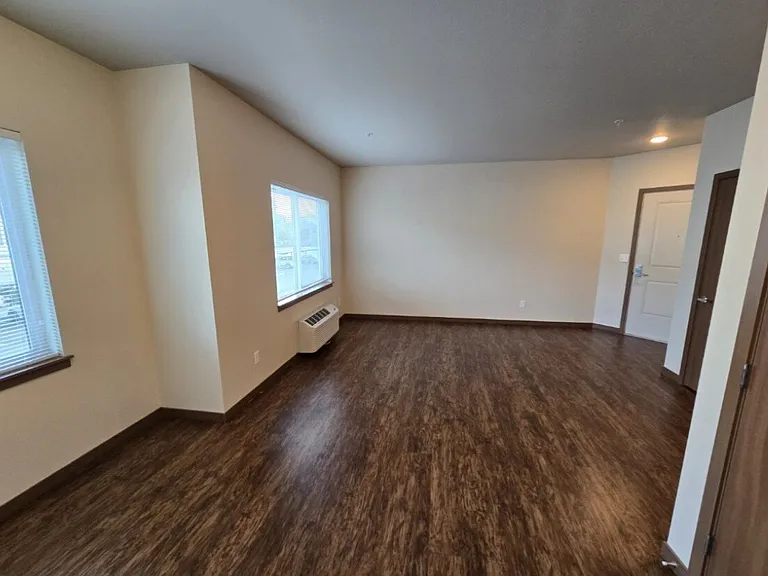 Deer Haven Apartments — Photo 9