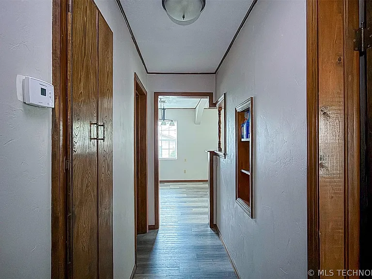 613 W 23rd St — Photo 21