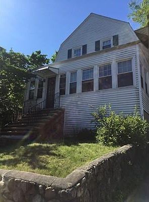 2nd image of 62 Lebanon St