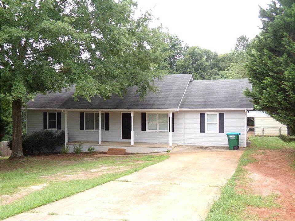 1st image of 144 Grove Dr