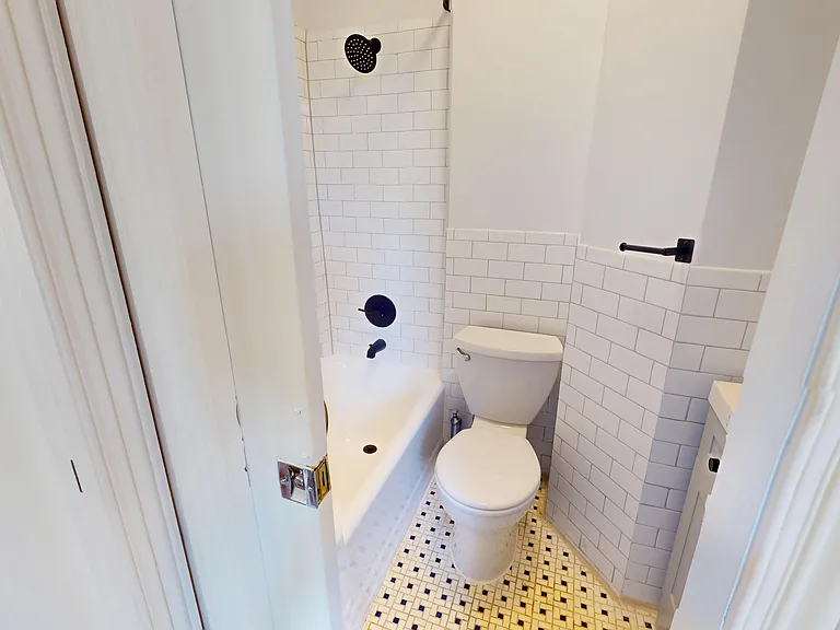 146 Wythe Ave #2L — Photo 12