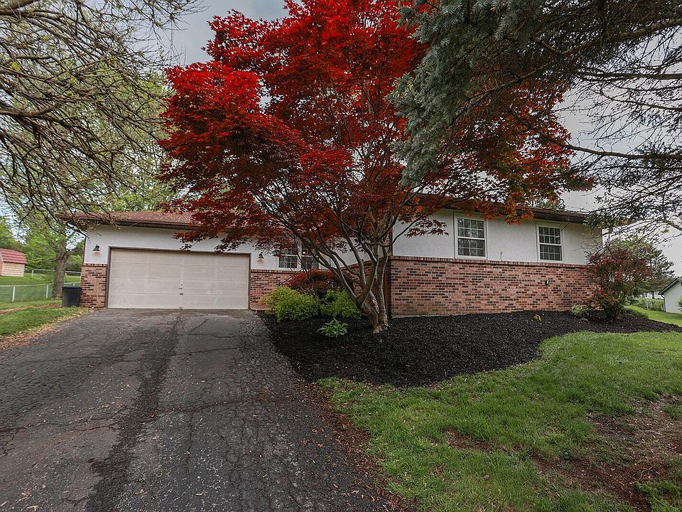 1st image of 387 Madolin Dr