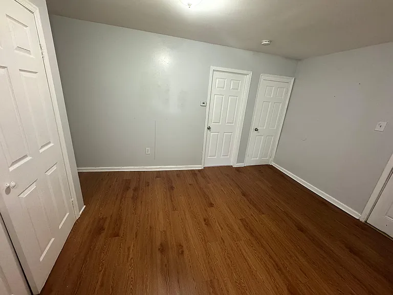 56 Jewett Ave #G3 — Photo 4