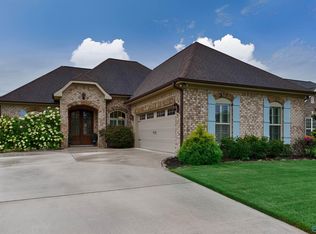 903 Box St, Athens, AL 35611