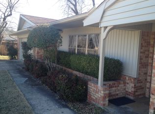 105 Thompson Dr, Ada, OK 74820