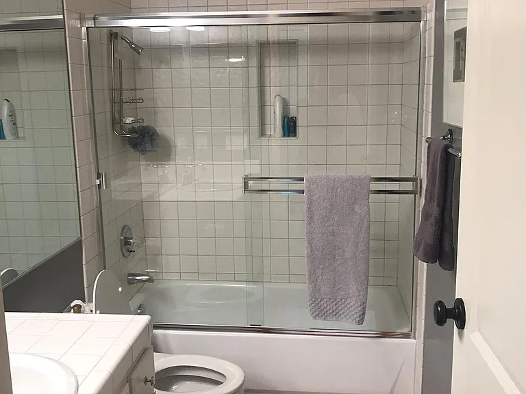 2960 Union St #303 — Photo 15