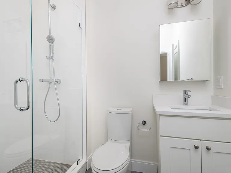 3247 Washington St #3 — Photo 18