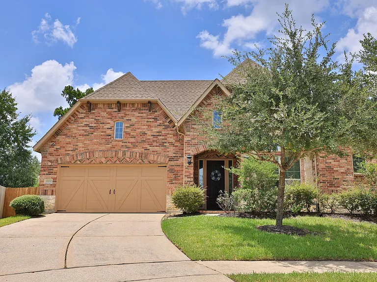 23311 Preserve View Cir — Photo 1
