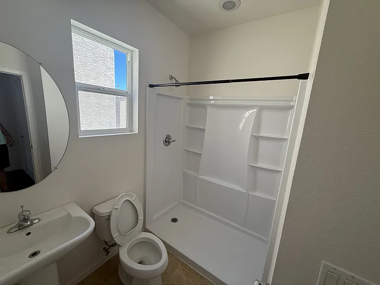 9385 Hilgard Ave — Photo 16