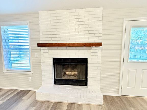 4th image of 2735 W Katella Ln