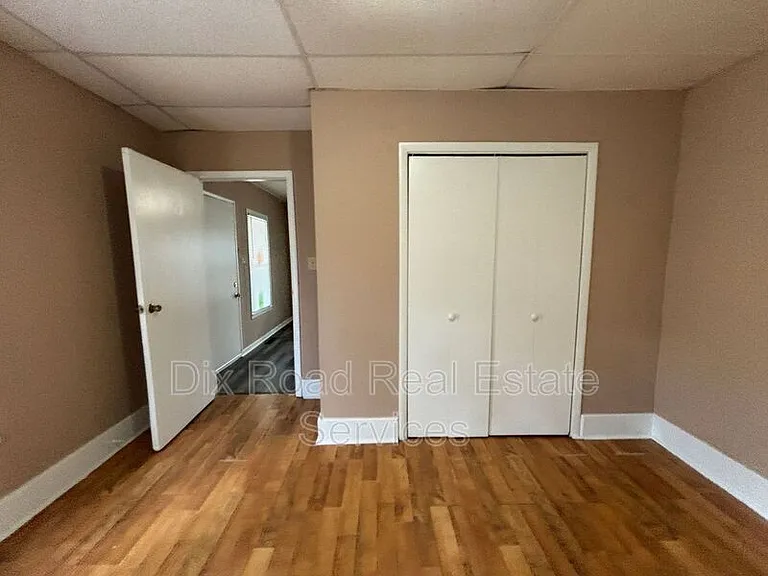 1109 Oxford State Rd — Photo 16