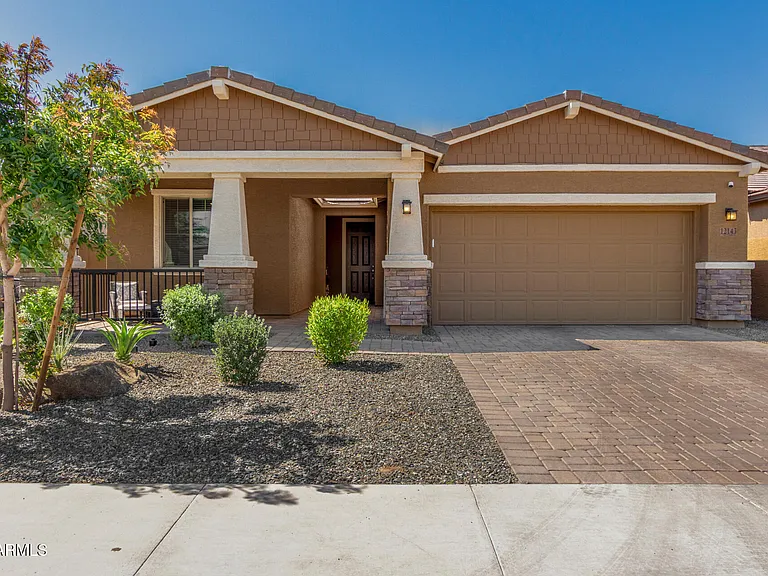 12143 W Marguerite Ave — Photo 3