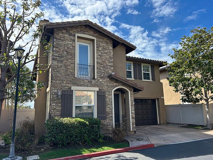 1st image of 2101 Canyon Cir