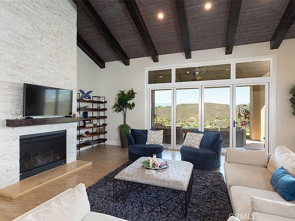 5th image of 2260 Panoramic Way