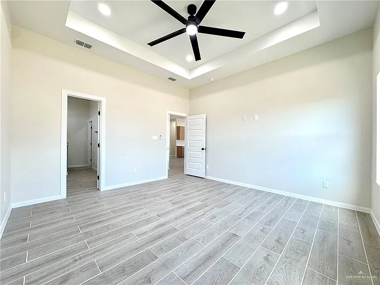 1001 Durango St — Photo 16