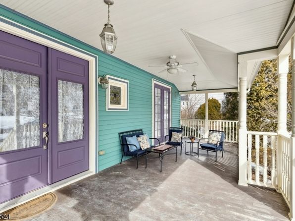 109 North Ave Floor 1