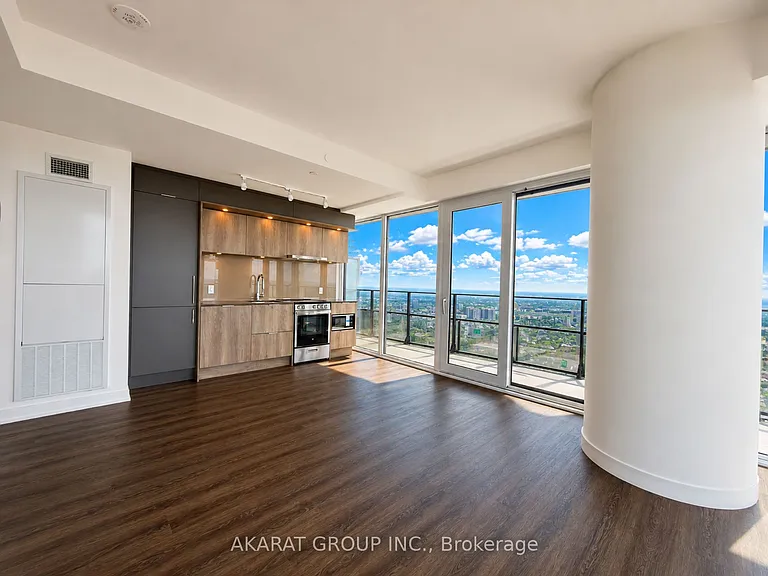 448 Burnhamthorpe Rd W #4911 — Photo 10