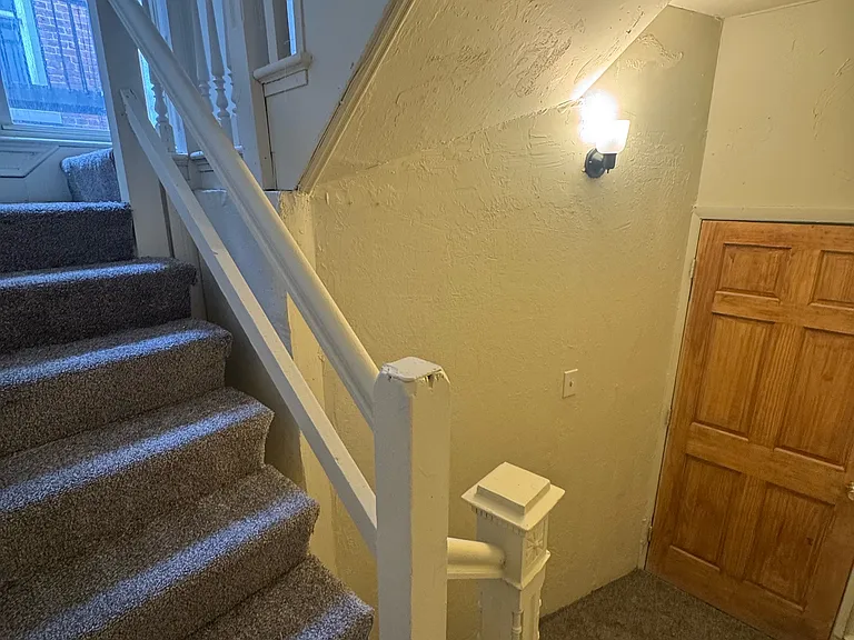 320 S Queen St #2 — Photo 13