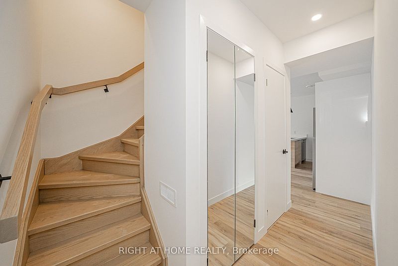 Toronto House for rent - 3 Bedrooms — photo 19