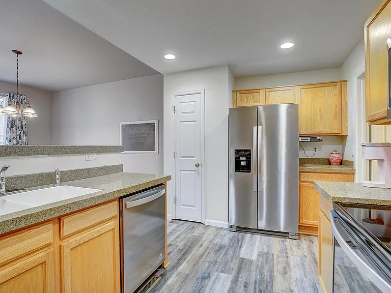 10129 Grove Ct — Photo 12