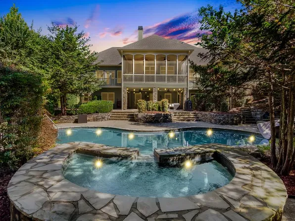 514 Ridgemont Dr, Ellijay, GA 30536