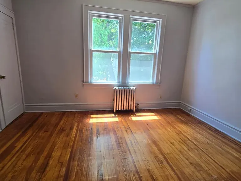 32-34 Kenmore Ave #202R — Photo 5