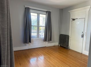 98 Elm St APT 1, Montclair, NJ 07042