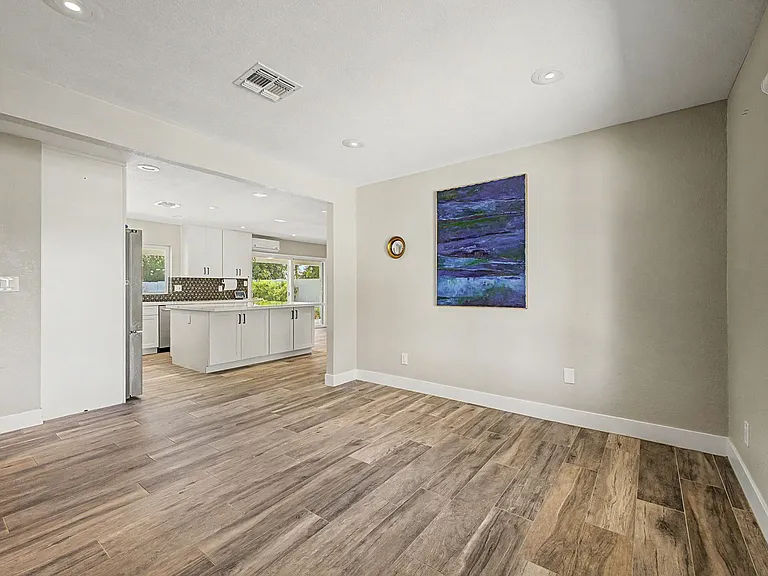 5017 E Acoma Dr — Photo 11