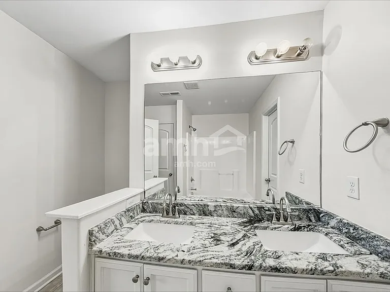 4983 Old Towne Village Cir — Photo 11