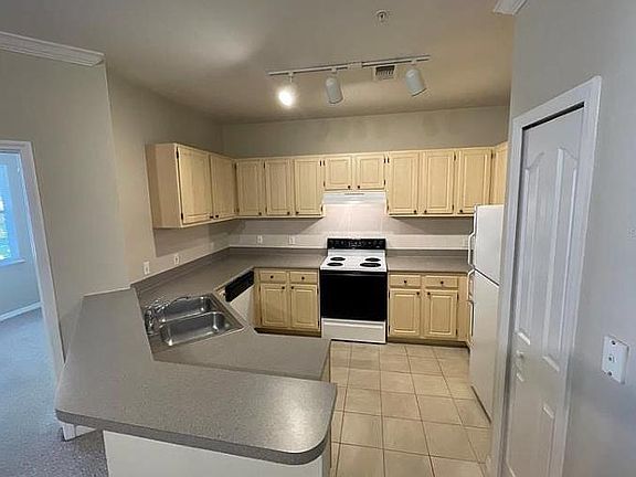 3rd image of 2629 Legacy Villas Dr