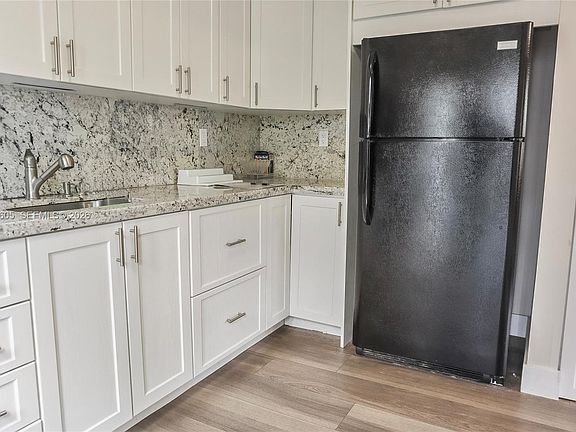 5th image of 10425 SW 154th Ct APT 1