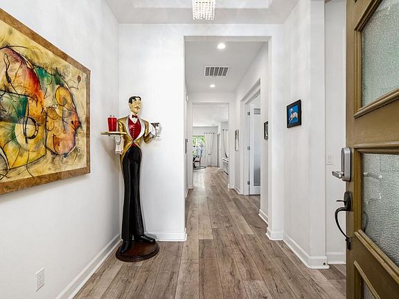 3rd image of 55 Cabernet