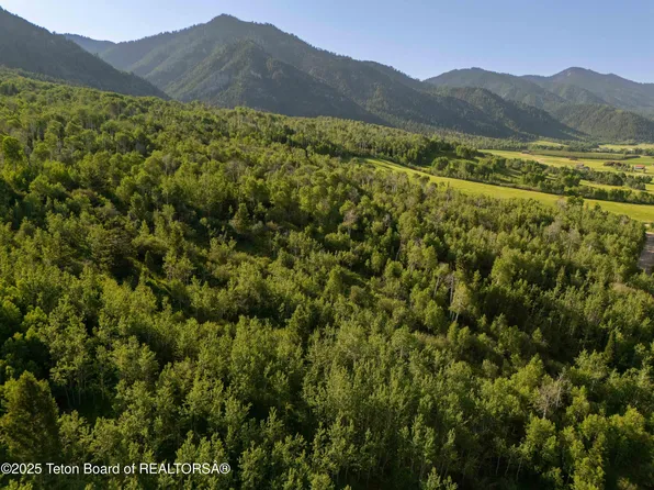 11 Suters Canyon Rd, Bedford, WY 83112