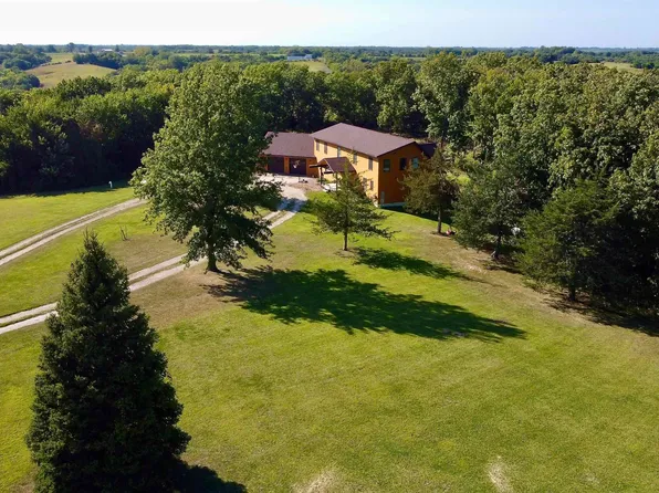 11859 550th St, Lucas, IA 50151