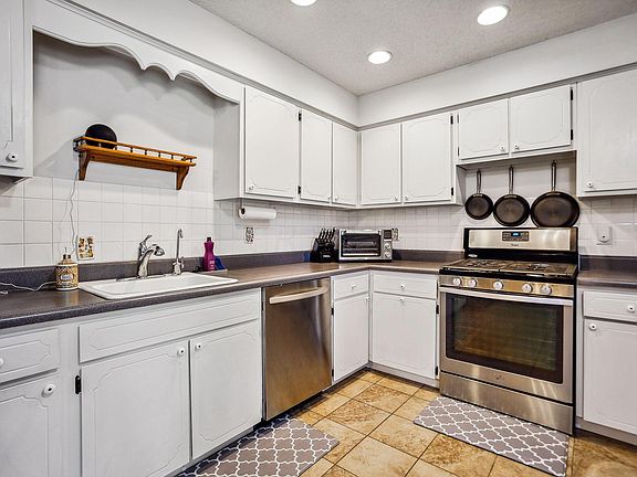 5th image of 3110 Tromley Ct