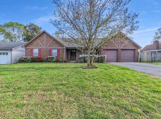 5279 Patrick Henry Dr, Memphis, TN 38134