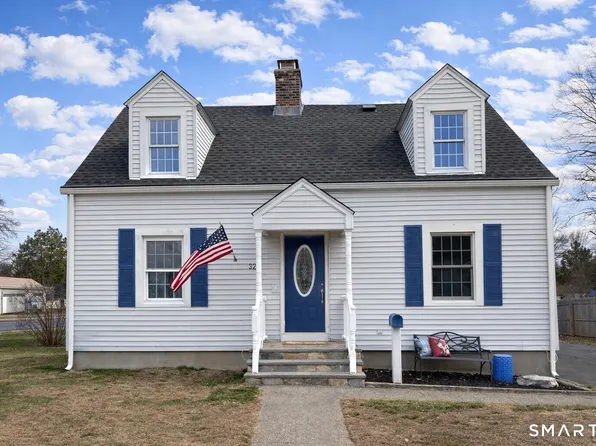 32 Garvan Street, Newington, CT 06111